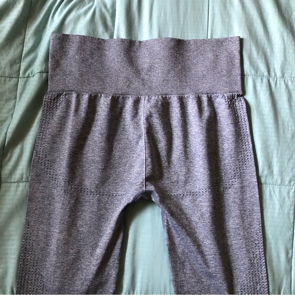 Gray gymshark vital seamless leggings - Picture 2 of 4